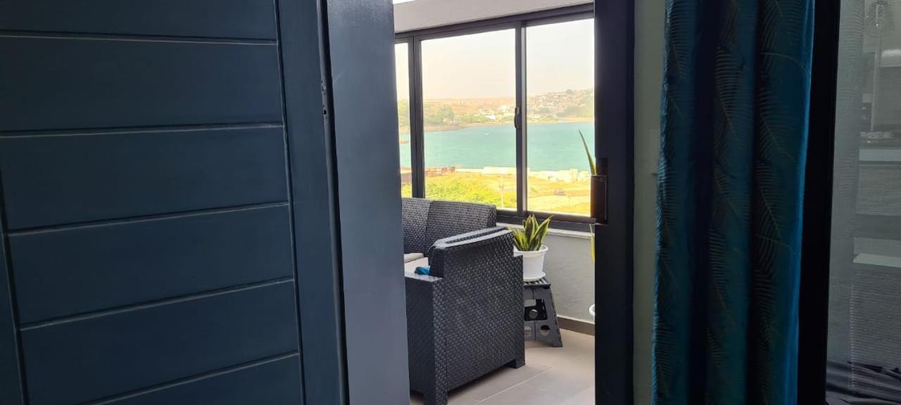 Cazino Apartamento 4 Apartment Praia Ngoại thất bức ảnh